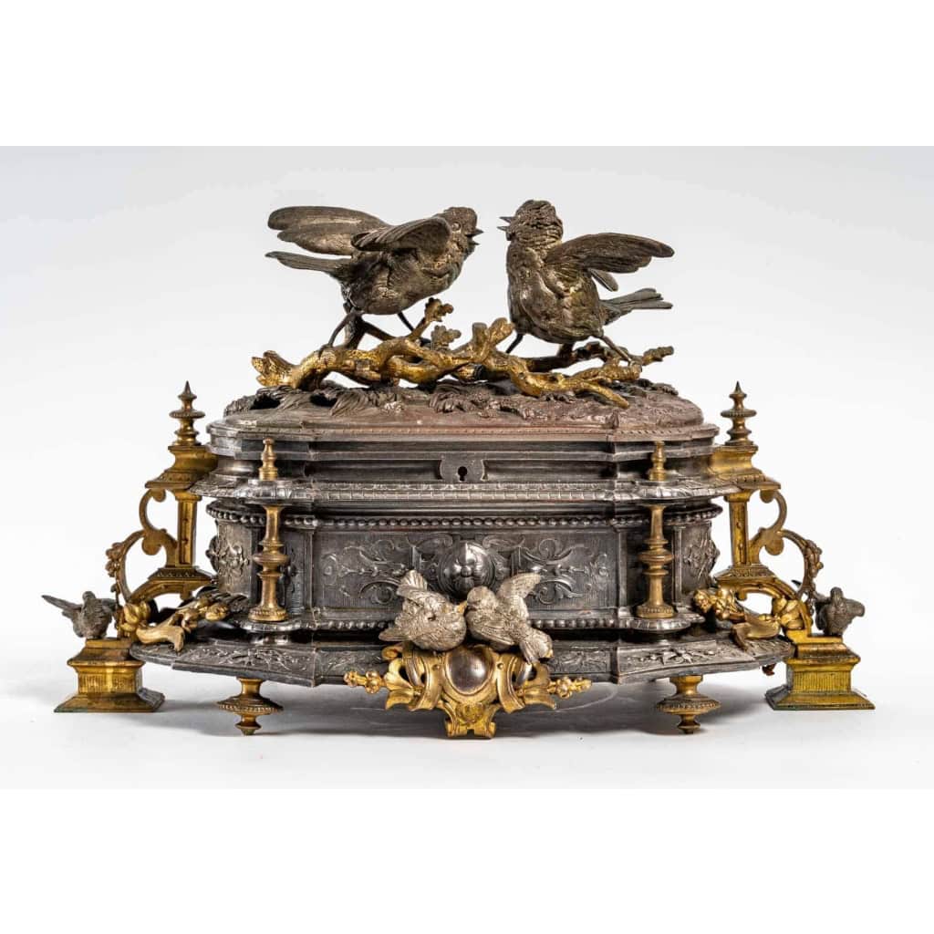 Garniture de cheminée signé J. Moignez , XIXème | Biron Garniture de cheminée signé J. Moignez , XIXème