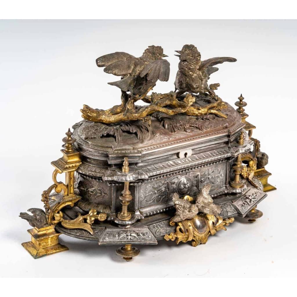 Garniture de cheminée signé J. Moignez , XIXème | Biron Garniture de cheminée signé J. Moignez , XIXème