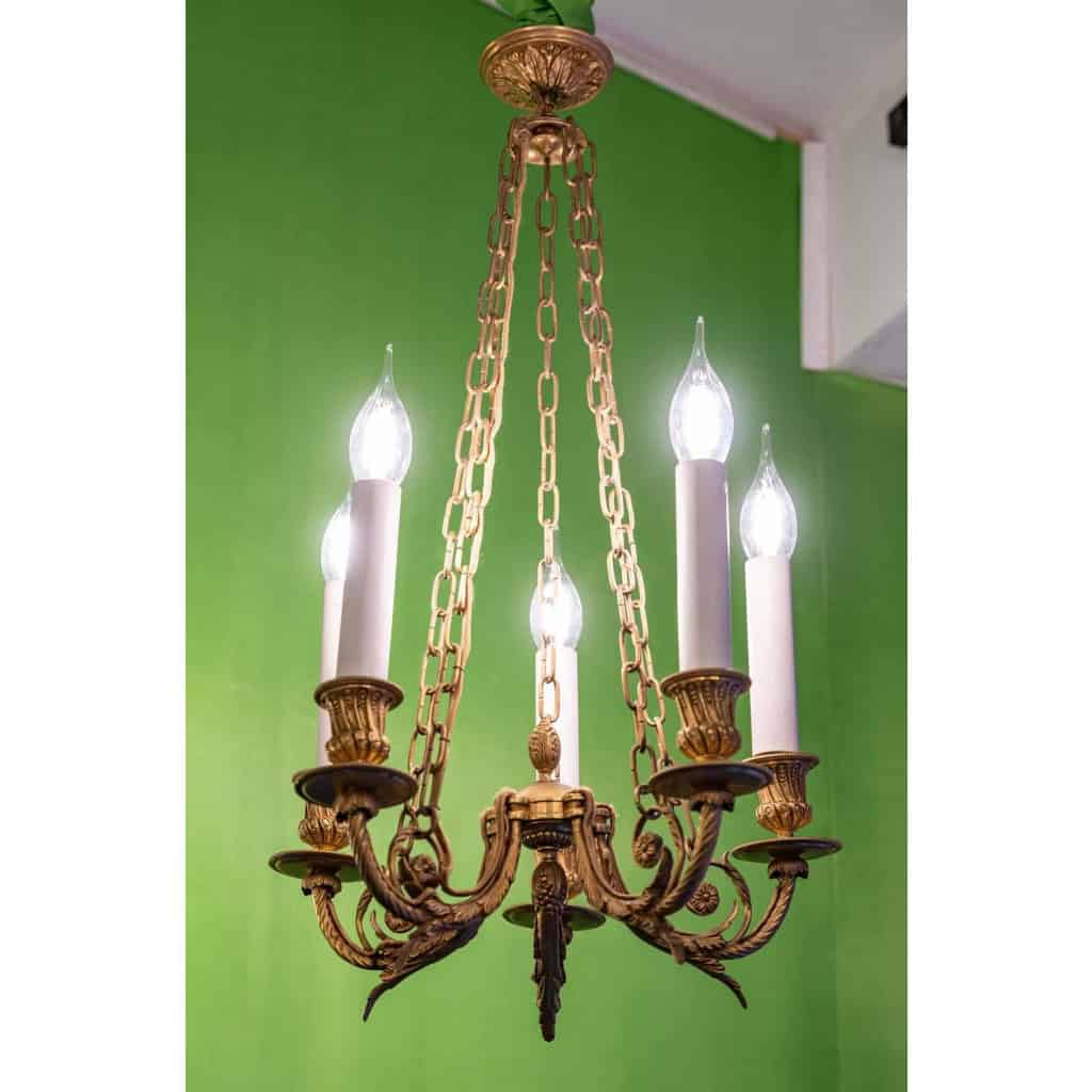 Petit lustre en bronze, style Louis XVI | Biron Petit lustre en bronze, style Louis XVI