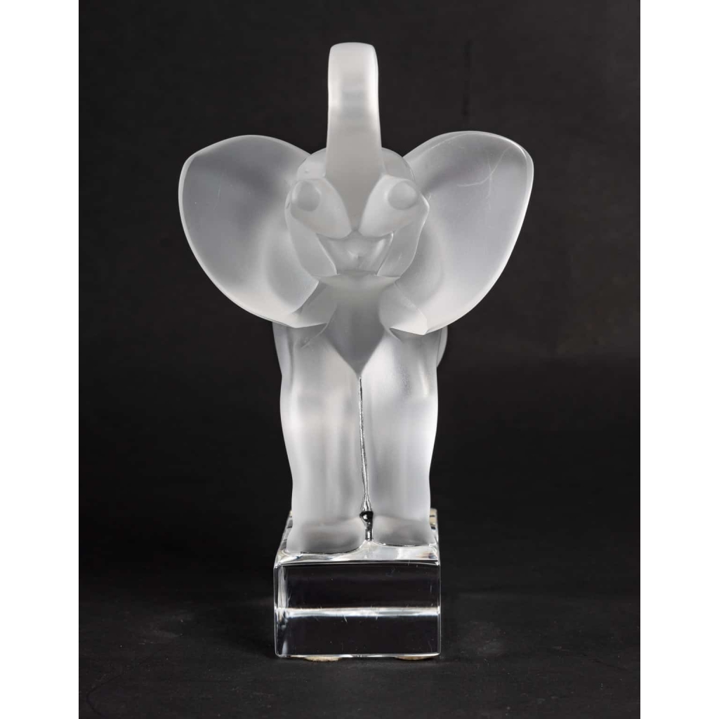 Lalique, Presse-papiers Eléphant.