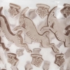 Vase Lave-Raisins « Jurançon » verre blanc patiné sépia de René LALIQUE | Biron Vase Lave-Raisins "Jurançon" verre blanc patiné sépia de René LALIQUE