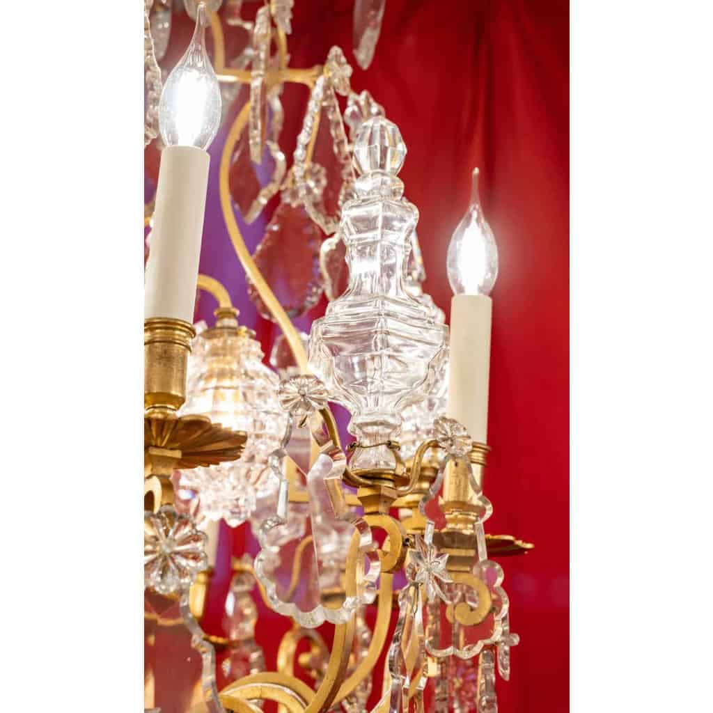 Grand lustre à 12 lumières attribué à Baccarat, XIXème siècle | Biron Grand lustre à 12 lumières attribué à Baccarat, XIXème siècle