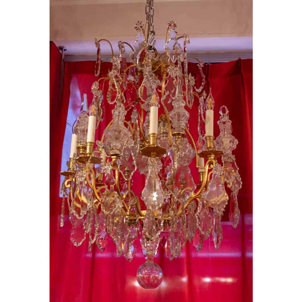 Grand lustre à 12 lumières attribué à Baccarat, XIXème siècle | Biron Grand lustre à 12 lumières attribué à Baccarat, XIXème siècle