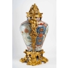 Vase imary monté de bronze doré, XIXème siècle | Biron Vase imary monté de bronze doré, XIXème siècle
