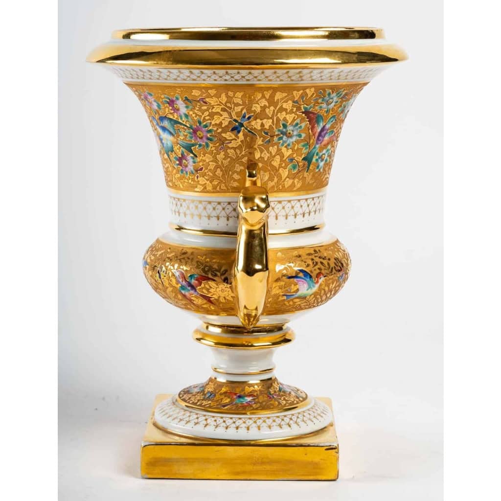Vase Médicis aux oiseaux polychromes , Le Tallec | Biron Vase Médicis aux oiseaux polychromes , Le Tallec