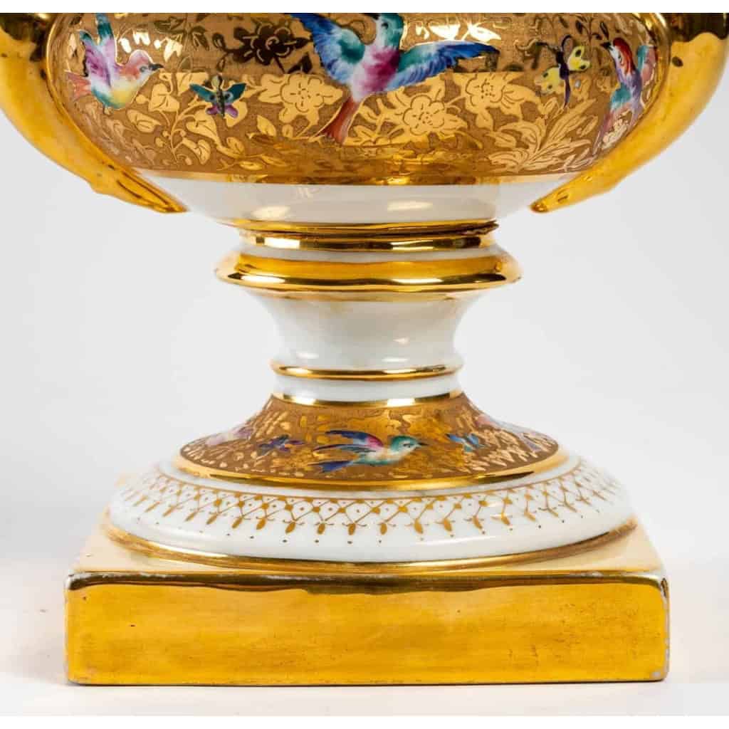 Vase Médicis aux oiseaux polychromes , Le Tallec | Biron Vase Médicis aux oiseaux polychromes , Le Tallec