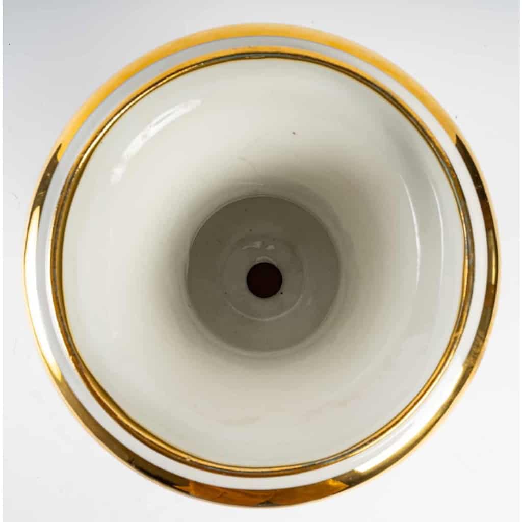 Vase Médicis aux oiseaux polychromes , Le Tallec | Biron Vase Médicis aux oiseaux polychromes , Le Tallec