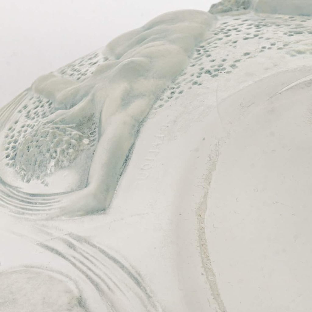 Coupe « Ondines » verre blanc patiné bleu de René LALIQUE 9