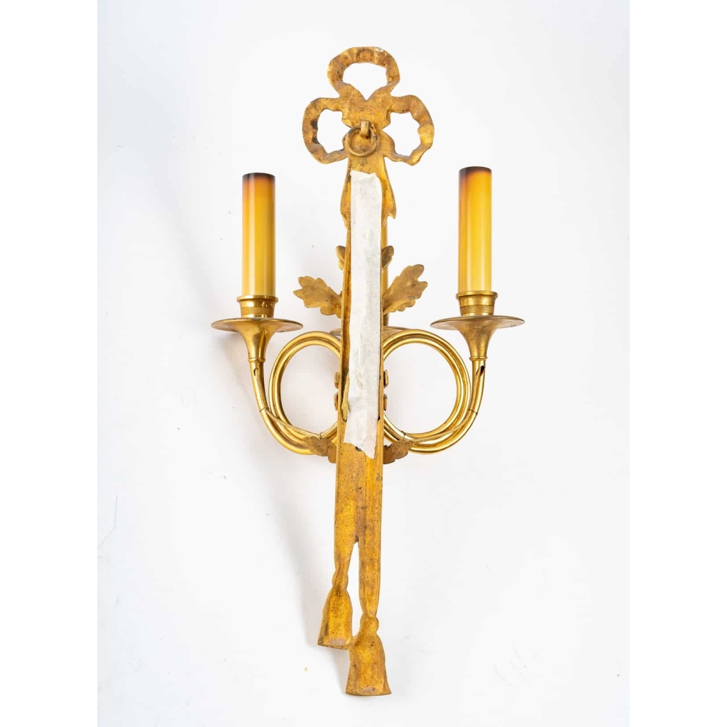 Paire d’appliques de style Louis XVI. | Biron Paire d'appliques de style Louis XVI.