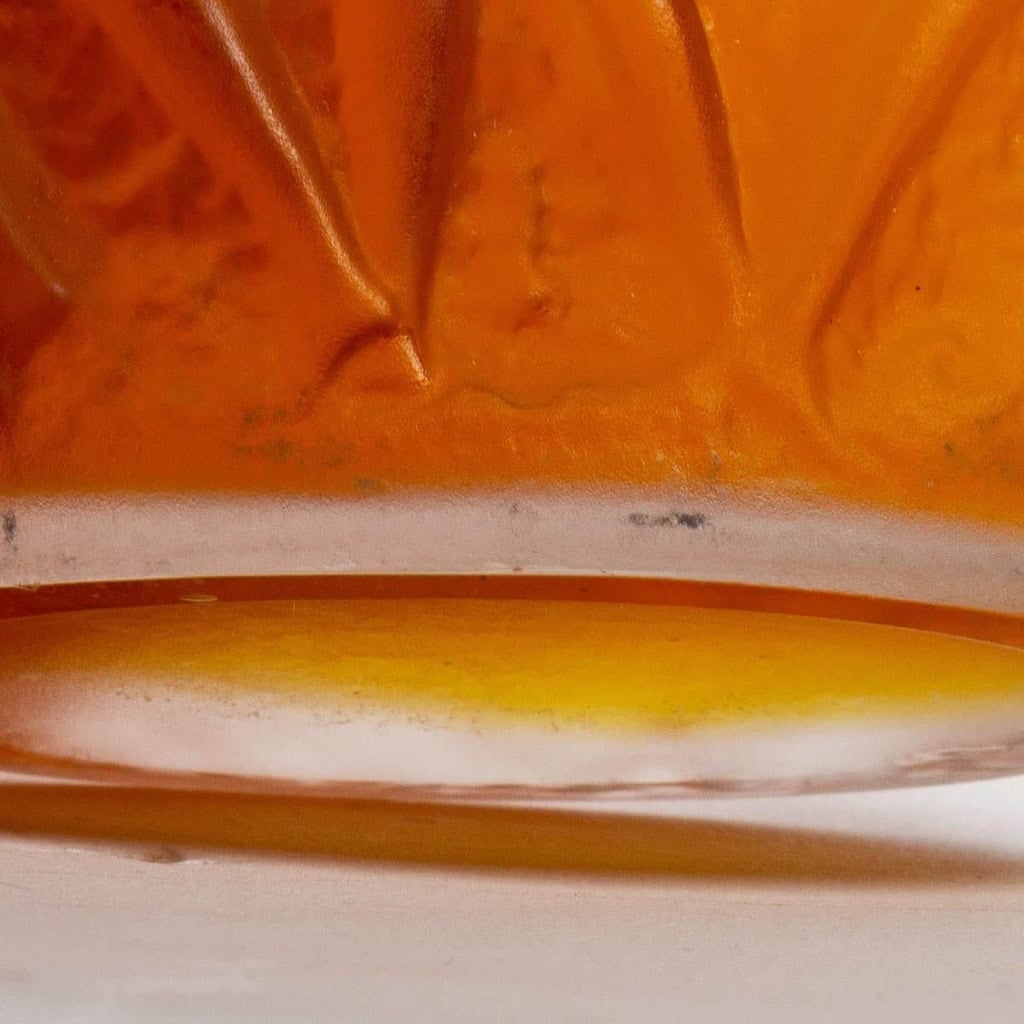 Flacon « Calendal » verre blanc de René LALIQUE pour MOLINARD | Biron Flacon "Calendal" verre blanc de René LALIQUE pour MOLINARD