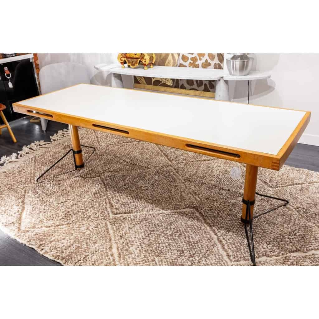 Marc Held pour Bessière, Ensemble de salle à manger en hêtre et mélaminé, 1983 | Biron Marc Held pour Bessière, Ensemble de salle à manger en hêtre et mélaminé, 1983