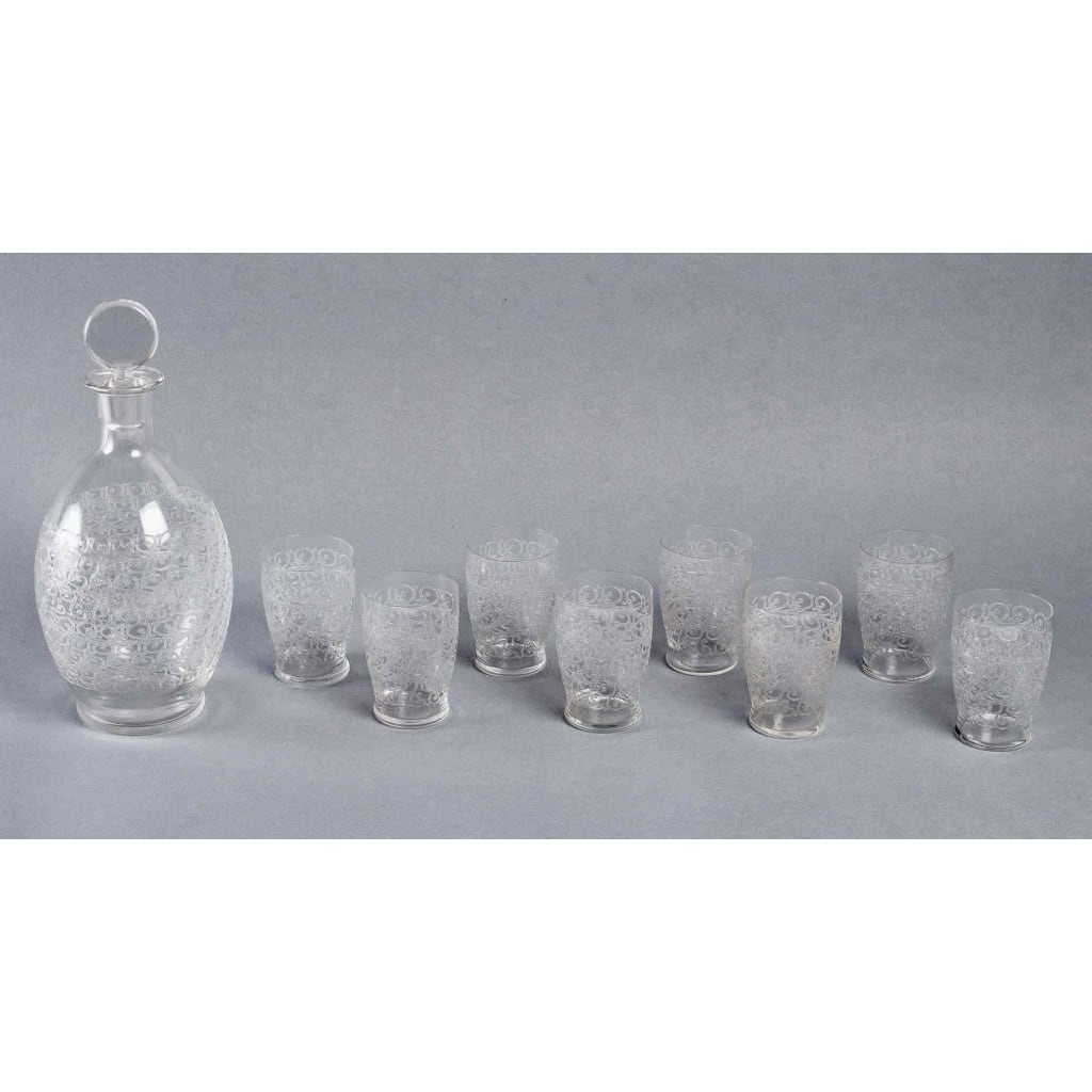 Service « Rohan » cristal gravé 9 pièces (8 gobelets + 1 carafe) de BACCARAT | Biron ||||||||