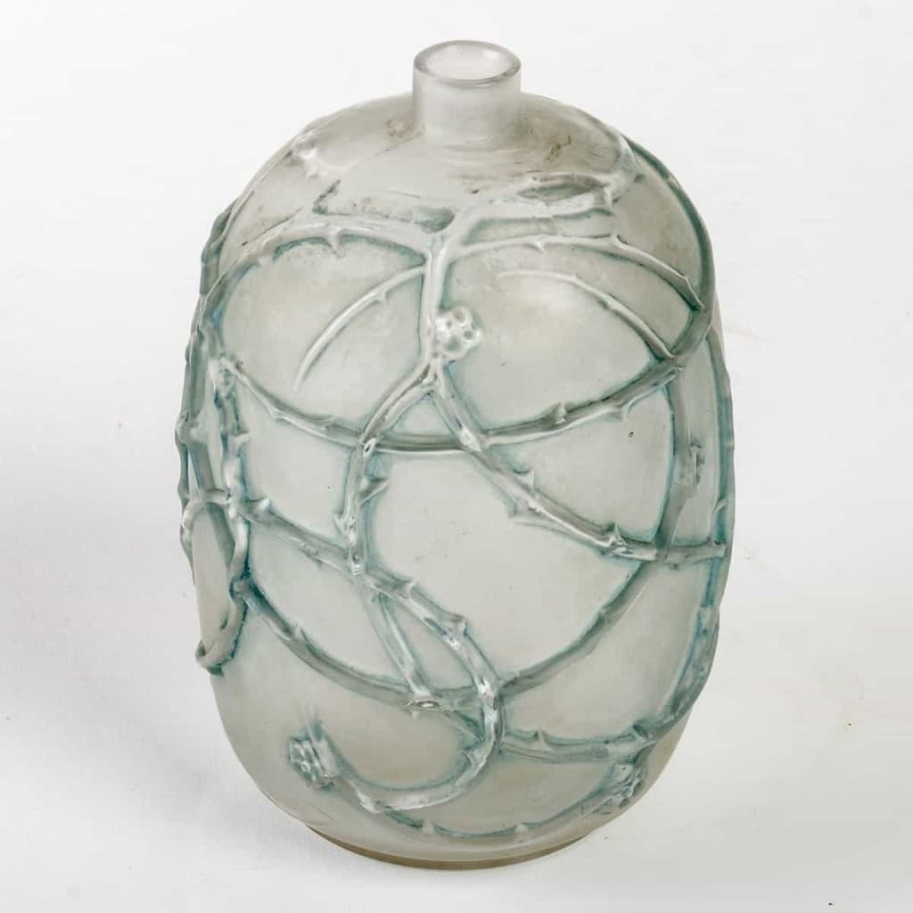Vase « Eglantines » verre blanc patiné vert de René LALIQUE | Biron ||||||