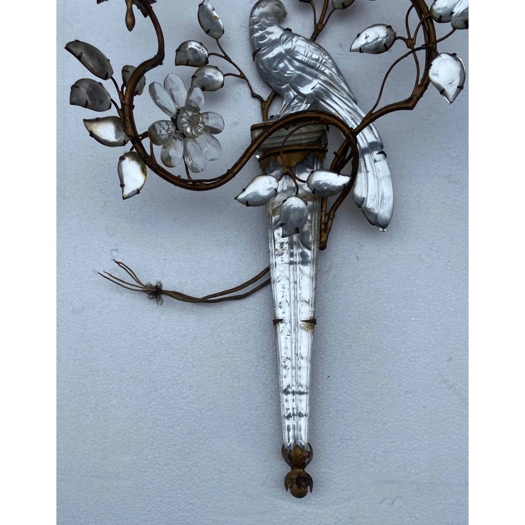 1950/70′ Paire d’Appliques à la Perruche Posée Sur Une Gaine, Maison Baguès H 63 cm | Biron 1950/70′ Paire d’Appliques à la Perruche Posée Sur Une Gaine, Maison Baguès H 63 cm
