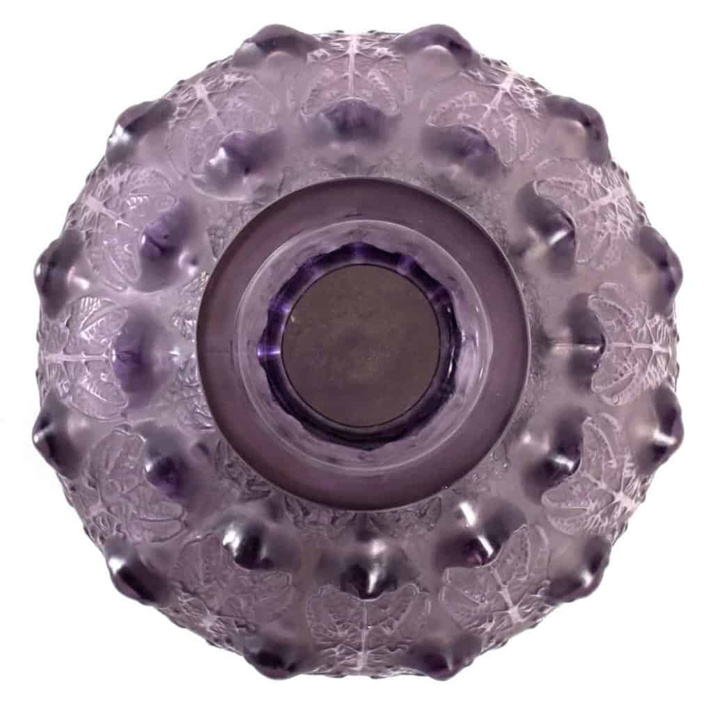 Vase « Fougères » verre améthyste de René LALIQUE | Biron Vase "Fougères" verre améthyste de René LALIQUE