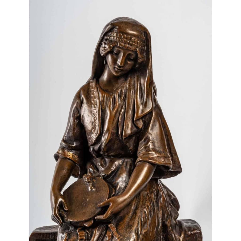 La bergère par MEDNAT, 1900 | Biron La bergère par MEDNAT, 1900