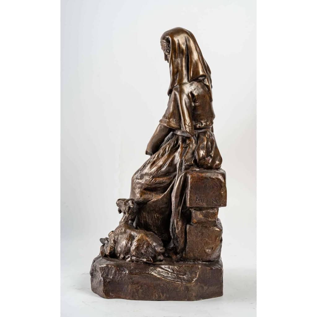 La bergère par MEDNAT, 1900 | Biron La bergère par MEDNAT, 1900