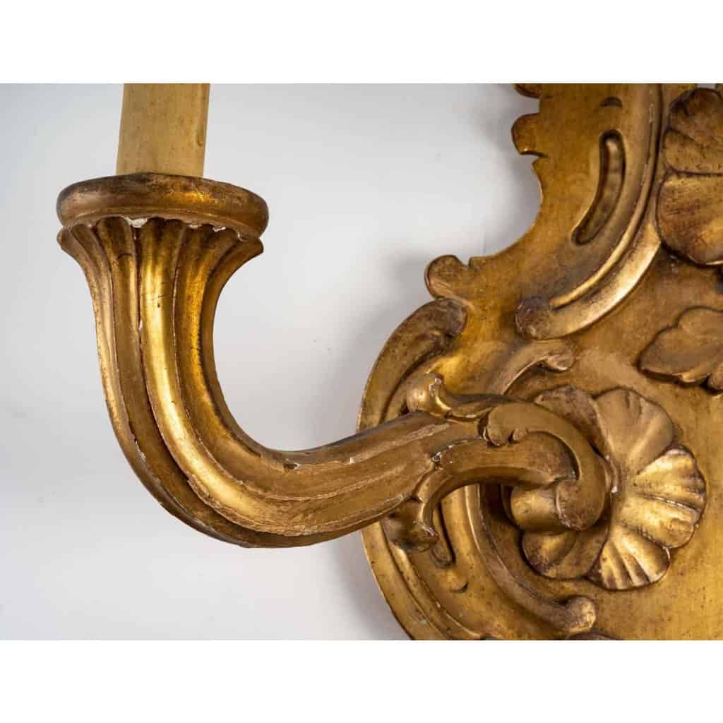 Importante paire d’appliques du XIXème siècle en bois doré, époque Napoléon III | Biron Importante paire d’appliques du XIXème siècle en bois doré, époque Napoléon III