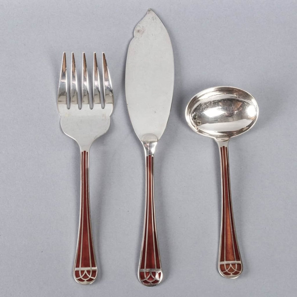 Ménagère "Talisman" métal argenté et laque de chine brune de CHRISTOFLE - 67 pièces