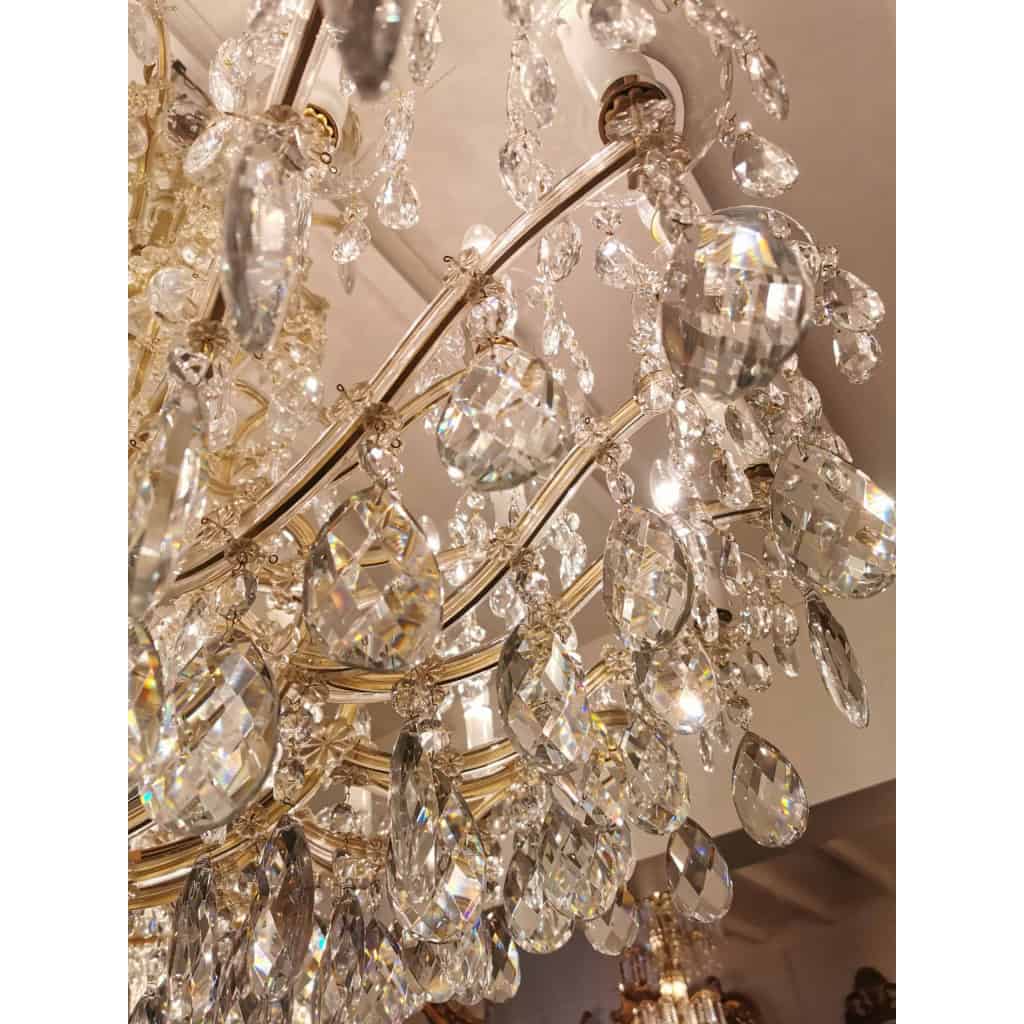 VENDU…. Grand lustre de Bohème du 20 ême siècle. | Biron VENDU.... Grand lustre de Bohème du 20 ême siècle.