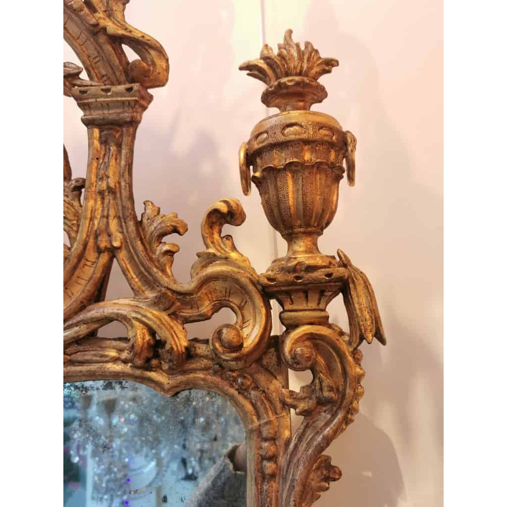 Miroir Italien en bois doré d’époque 18ème | Biron Miroir Italien en bois doré d’époque 18ème