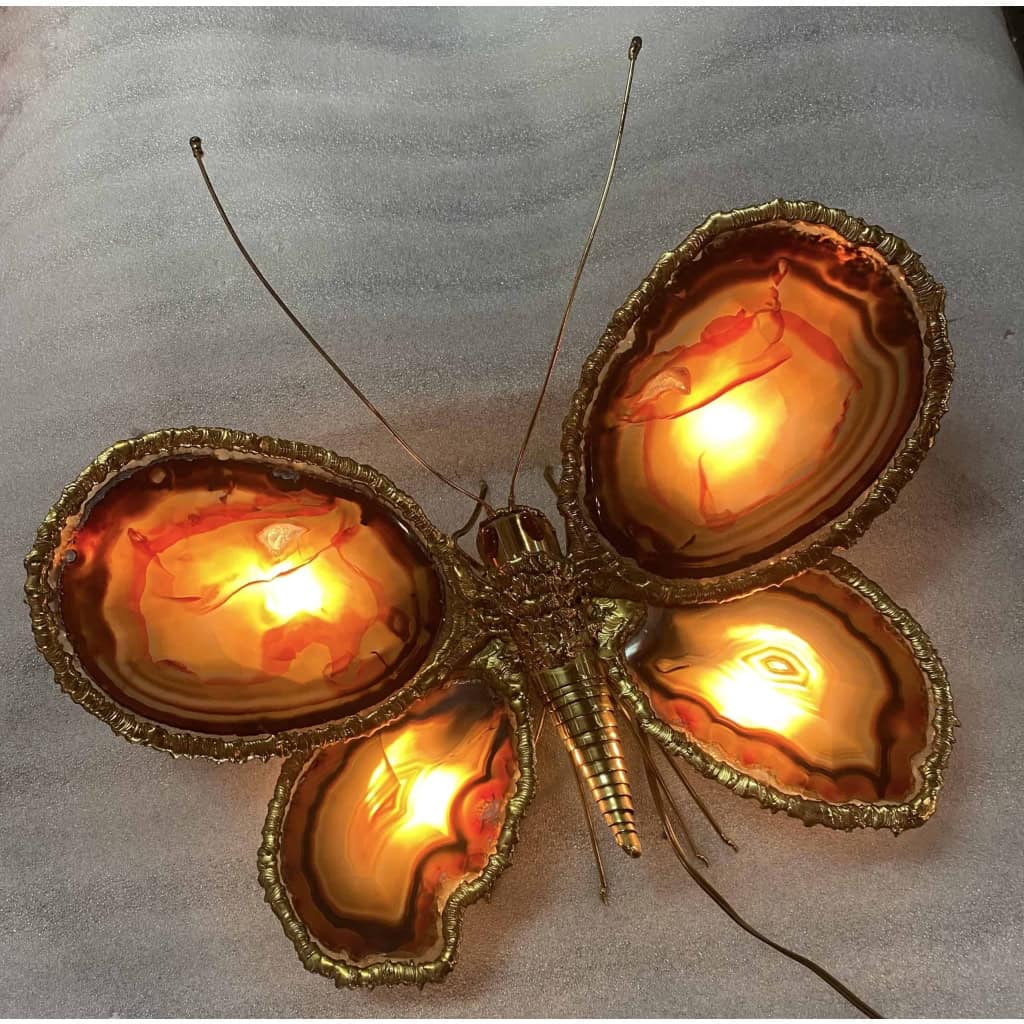 1970’Applique Papillon en Bronze ou Laiton, Duval Brasseur Ou Isabelle Faure, 4 Ampoules, Ailes d’Agate : 44 X H 46 cm | Biron 1970’Applique Papillon en Bronze ou Laiton, Duval Brasseur Ou Isabelle Faure, 4 Ampoules, Ailes d’Agate : 44 X H 46 cm