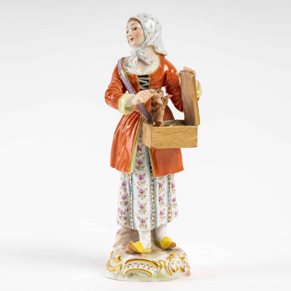 La montreuse de marmotte, Meissen, « Les cris de Paris », XIXe siècle. | Biron |||||||
