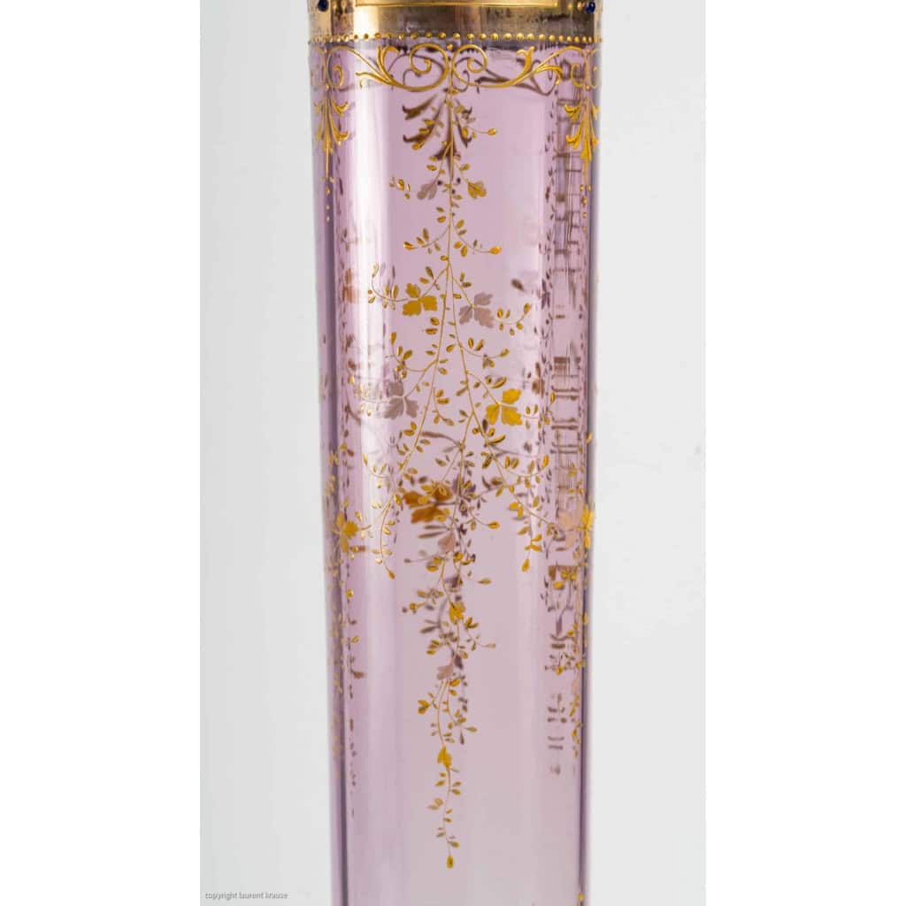 Paire de grands vases en cristal rehaussés à l’or. Début XXème siècle. | Biron Paire de grands vases en cristal rehaussés à l'or. Début XXème siècle.