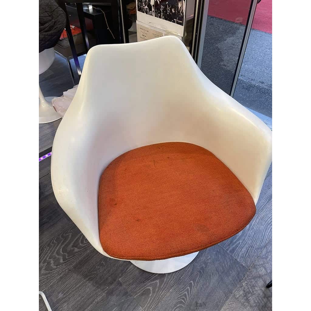 Eero Saarinen pour Knoll International, Fauteuil Tulip pivotant