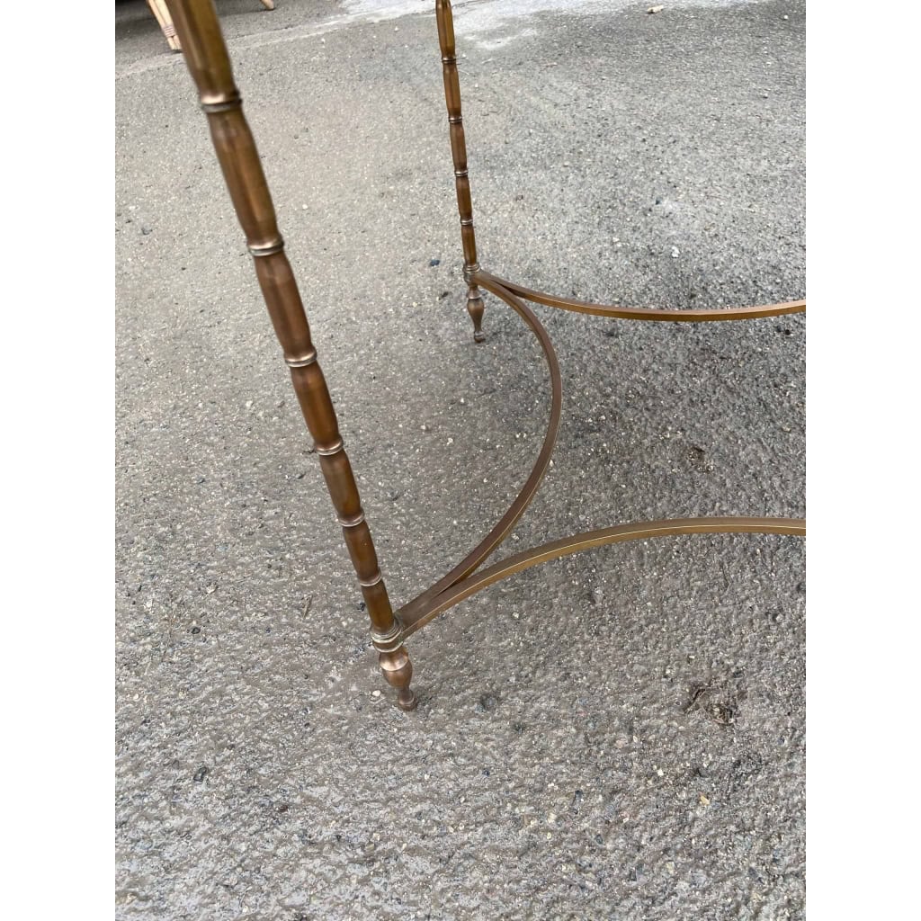 1950/70′ Table Basse Ronde Bronze Décor Palmier, Plateau Laque de Chine Rouge Style Maison Baguès