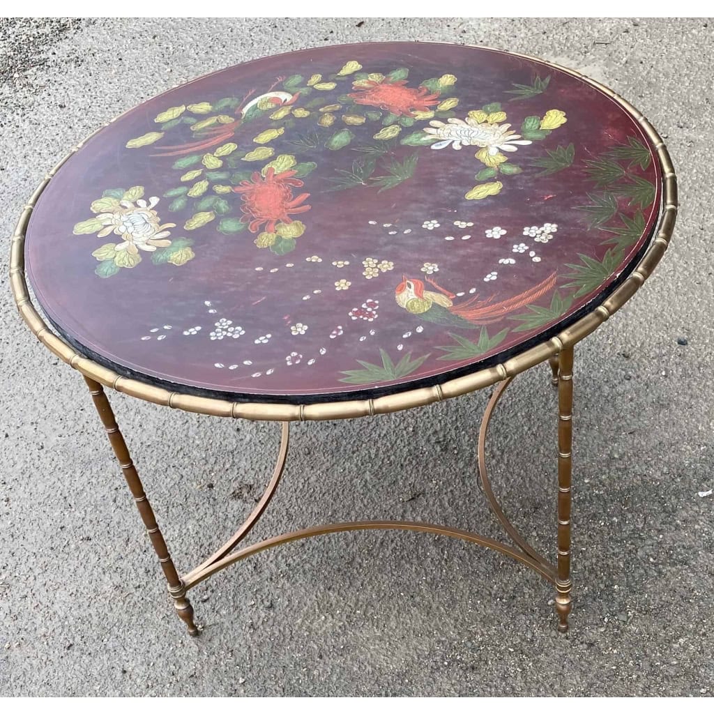 1950/70′ Table Basse Ronde Bronze Décor Palmier, Plateau Laque de Chine Rouge Style Maison Baguès