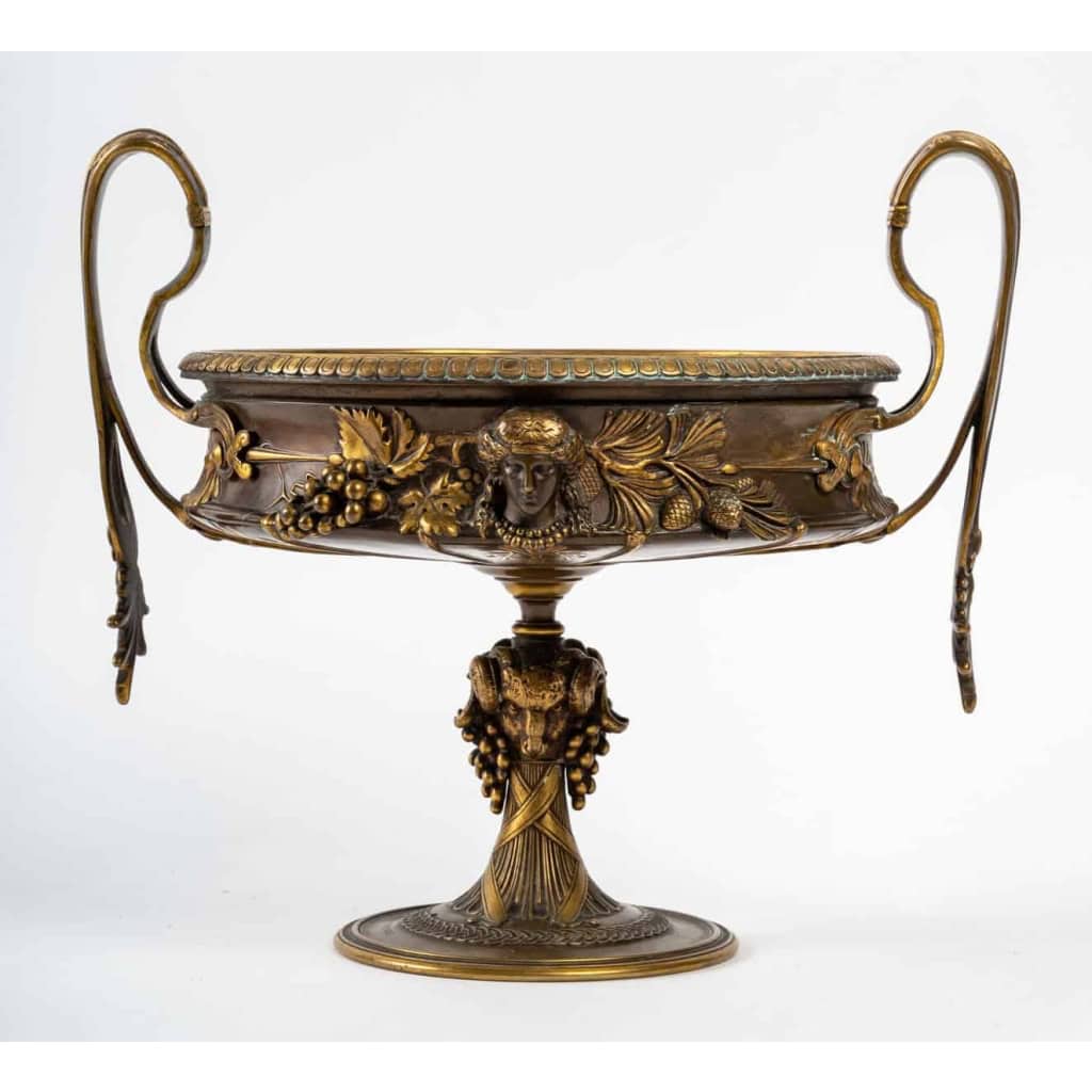 Coupe en bronze, XIXème siècle | Biron Coupe en bronze, XIXème siècle