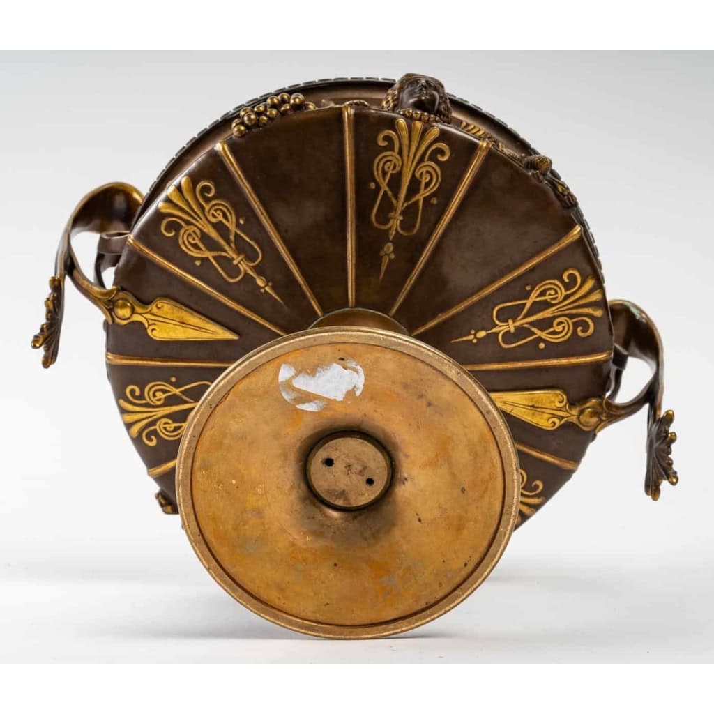 Coupe en bronze, XIXème siècle | Biron Coupe en bronze, XIXème siècle