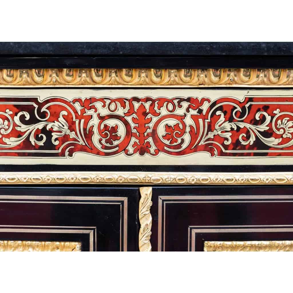 Meuble d’appui aux Putti en marqueterie Boulle de Style Louis XIV-Régence. Epoque Napoléon III, Circa 1850-1860. | Biron Meuble d'appui aux Putti en marqueterie Boulle de Style Louis XIV-Régence. Epoque Napoléon III, Circa 1850-1860.