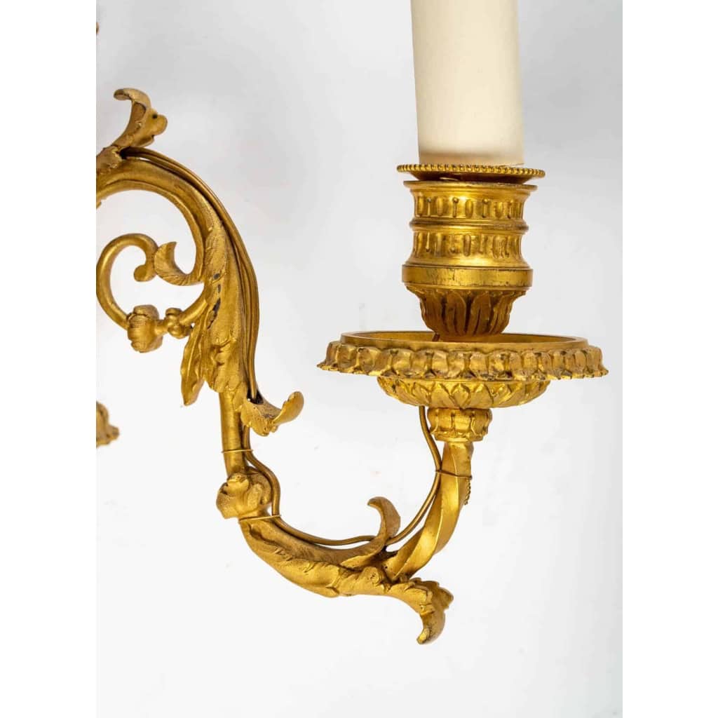 Paire d'appliques en bronze doré, style Louis XVI, époque Napoléon III