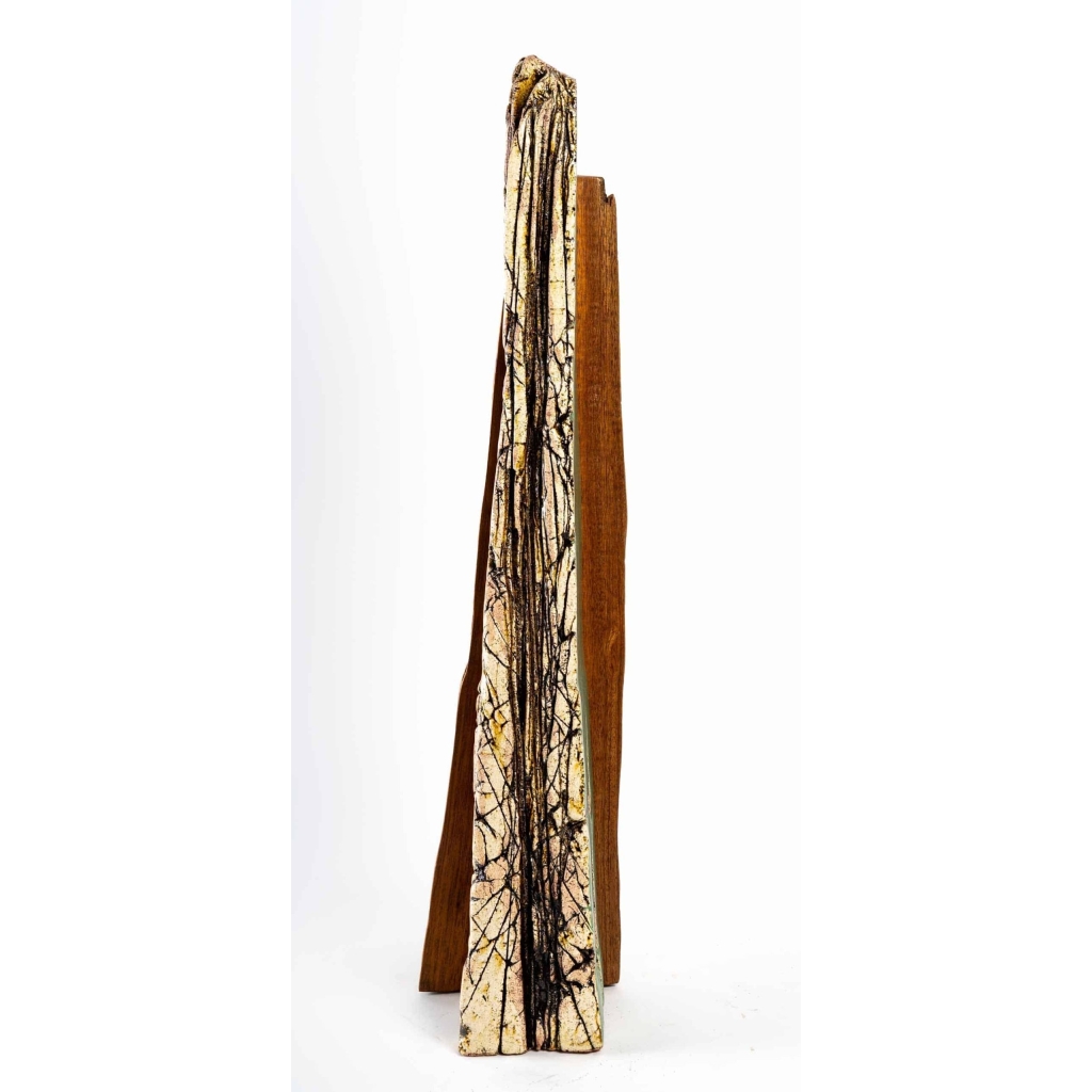 Totem en grés et bois par Salvatore Parisi – exposition en cours | Biron Totem en grés et bois par Salvatore Parisi - exposition en cours