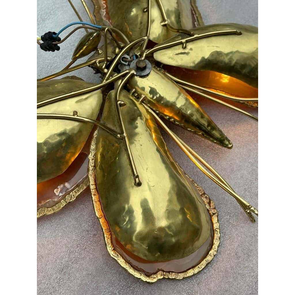 1970′ Paire D’Appliques Papillon en Bronze/Laiton, Duval Brasseur Ou Isabelle Faure, 4 Ampoules, Ailes d’Agate: 53X45cm | Biron 1970′ Paire D’Appliques Papillon en Bronze/Laiton, Duval Brasseur Ou Isabelle Faure, 4 Ampoules, Ailes d’Agate: 53X45cm