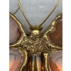 1970′ Paire D’Appliques Papillon en Bronze/Laiton, Duval Brasseur Ou Isabelle Faure, 4 Ampoules, Ailes d’Agate: 53X45cm | Biron 1970′ Paire D’Appliques Papillon en Bronze/Laiton, Duval Brasseur Ou Isabelle Faure, 4 Ampoules, Ailes d’Agate: 53X45cm