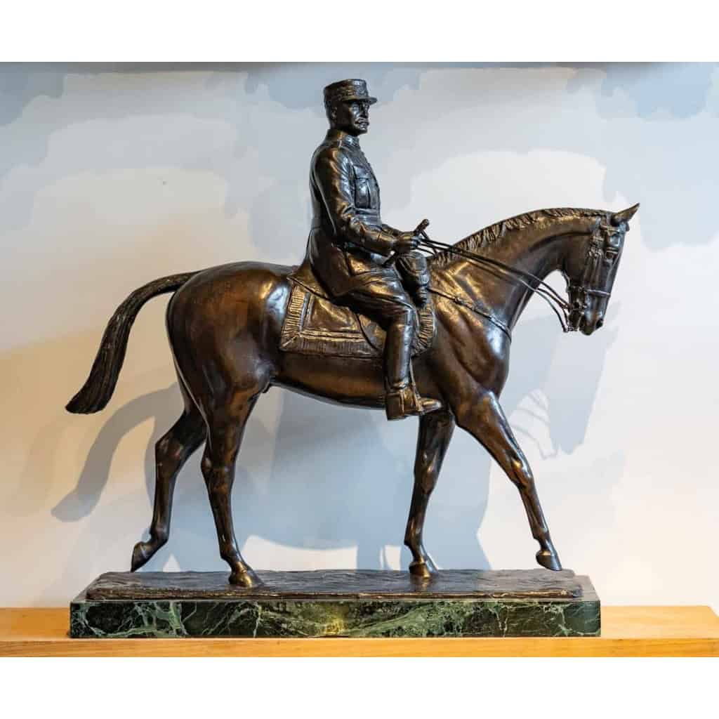 Maréchal Foch à cheval, bronze signé Georges Malissard (1877-1942) | Biron ||||||||