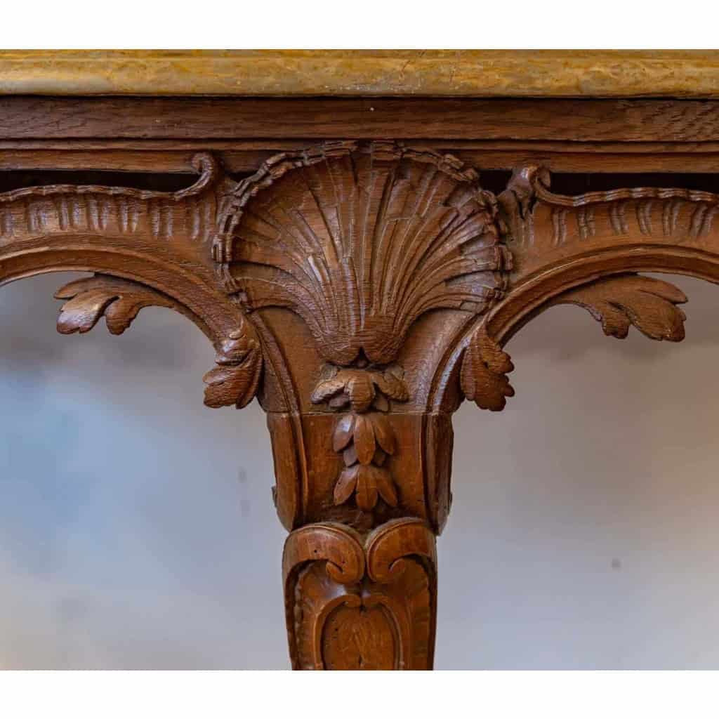 Console en bois sculpté, dessus en marbre, XVIIIème siècle