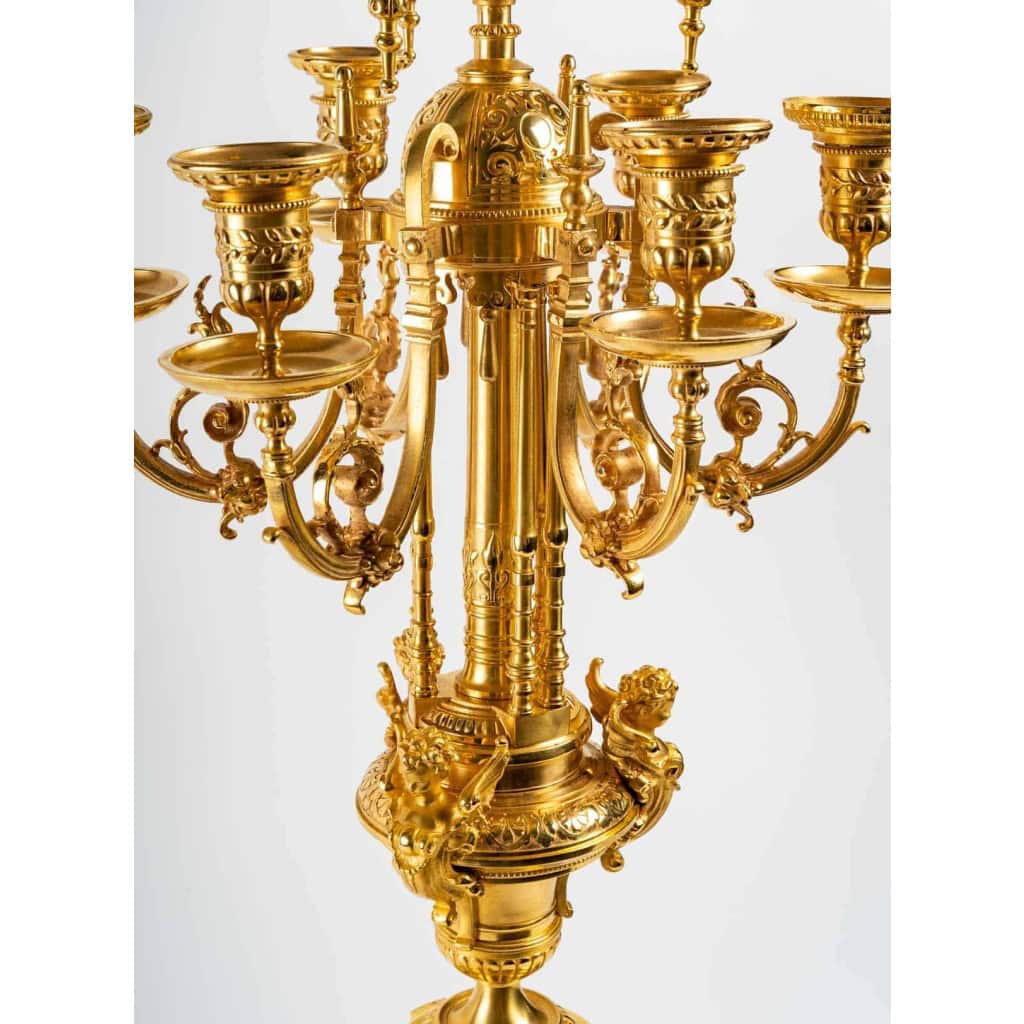 Paire de candélabres style Louis XVI, bronze doré. | Biron Paire de candélabres style Louis XVI, bronze doré.
