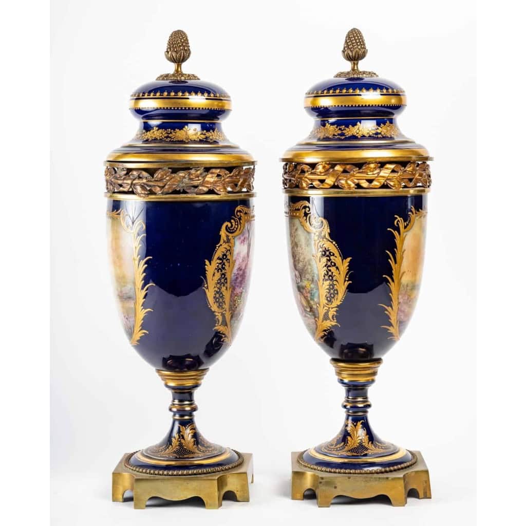Vase couvert en porcelaine et bronze, XXème siècle | Biron Vase couvert en porcelaine et bronze, XXème siècle