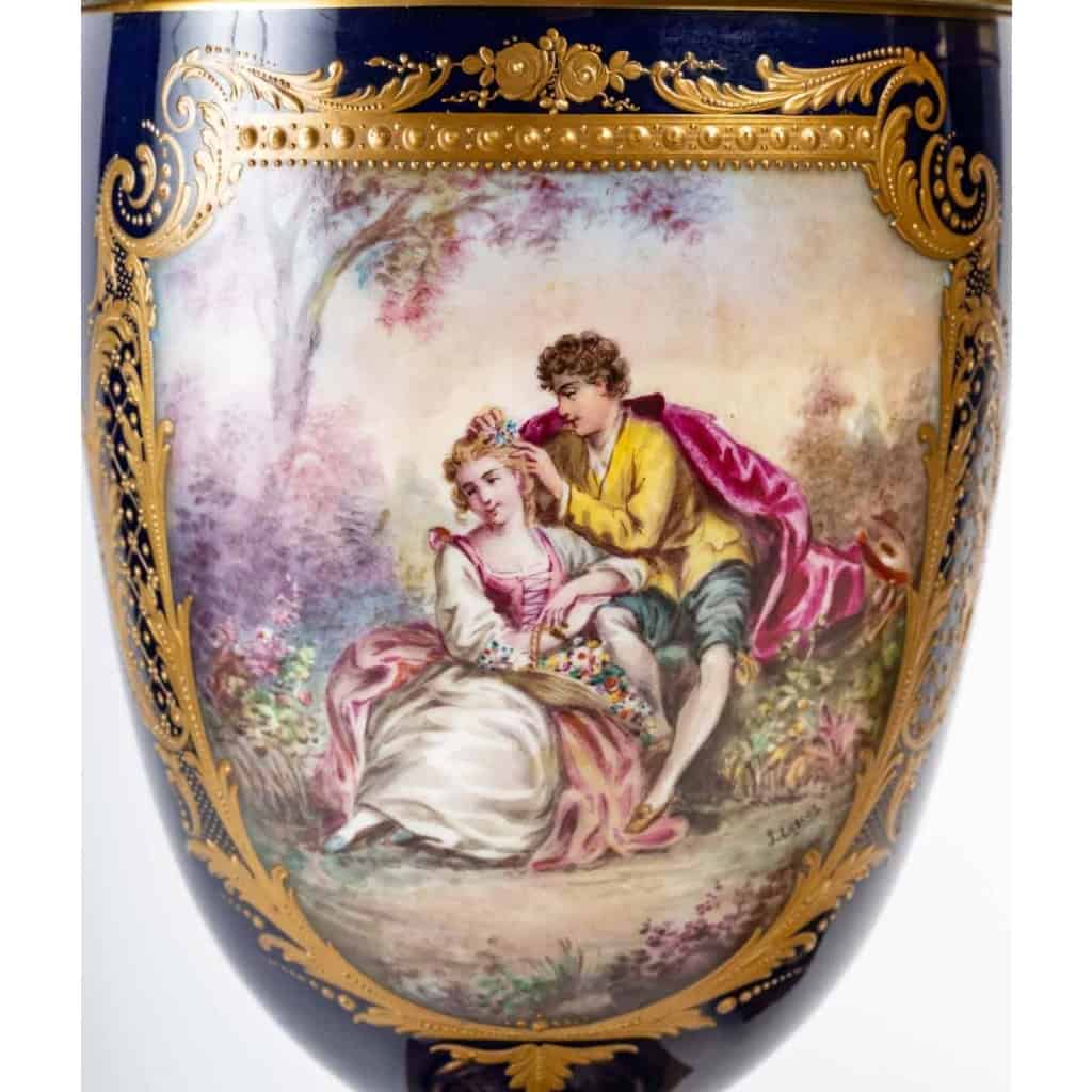 Vase couvert en porcelaine et bronze, XXème siècle | Biron Vase couvert en porcelaine et bronze, XXème siècle