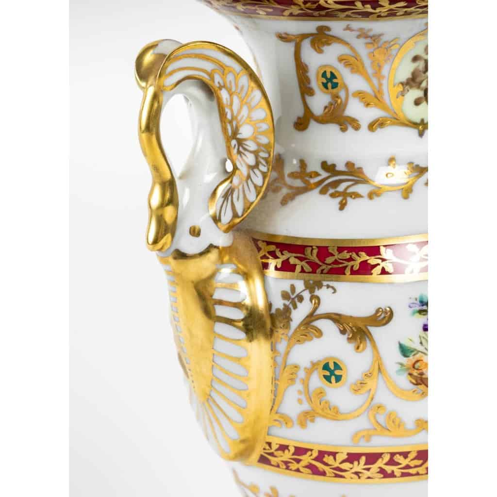 Petit vase Le Tallec à motif « Baron Jourdain » | Biron Petit vase Le Tallec à motif "Baron Jourdain"