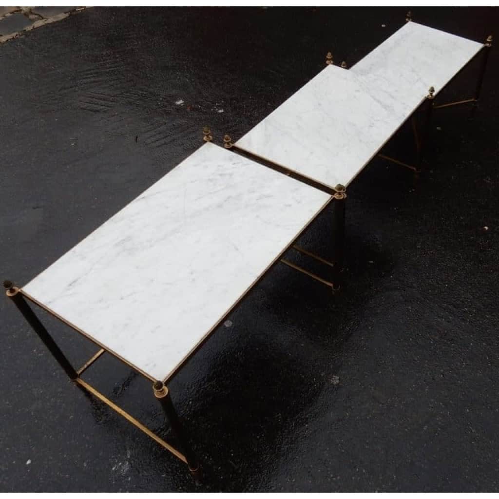 1970′ Tables Gigognes Maison Baguès, 3 Plateaux Marbre et Montants Cannelés à Pommes de Pin