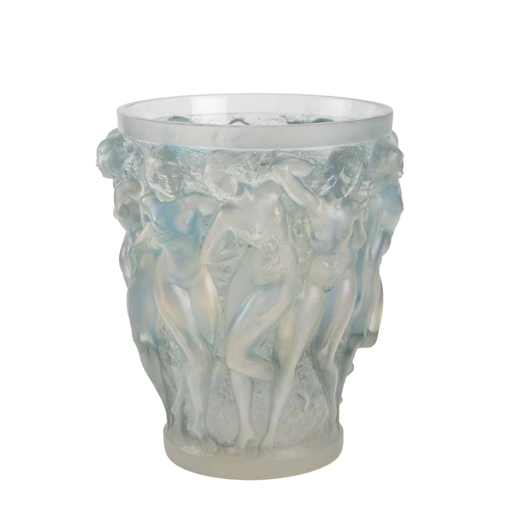 RENE LALIQUE (1860-1945) Vase « Bacchantes » Opalescent | Biron ||||||||||||||