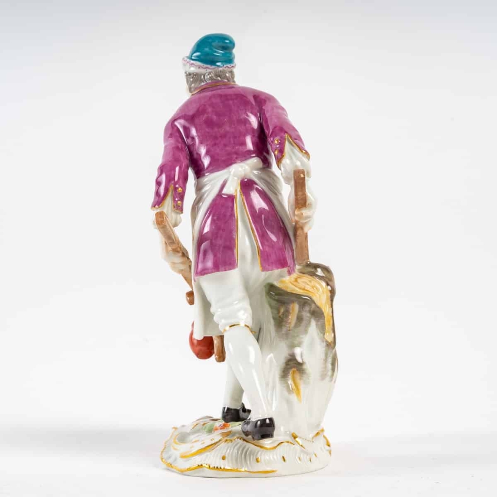 Le vinaigrier, Meissen, « les cris de Paris « , XIXe siècle. | Biron Le vinaigrier, Meissen, "les cris de Paris ", XIXe siècle.