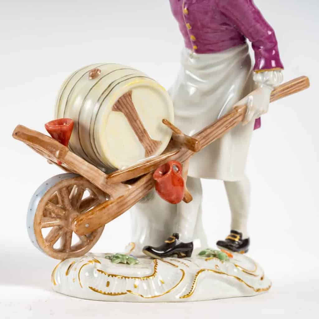 Le vinaigrier, Meissen, « les cris de Paris « , XIXe siècle. | Biron Le vinaigrier, Meissen, "les cris de Paris ", XIXe siècle.