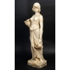 Statue en albatre « Porteuse d’eau », XIXème-XXème siècle | Biron Statue en albatre "Porteuse d'eau", XIXème-XXème siècle