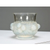 René LALIQUE : Vase « Prunes » Opalescent .(restaurations) | Biron René LALIQUE : Vase « Prunes » Opalescent .(restaurations)
